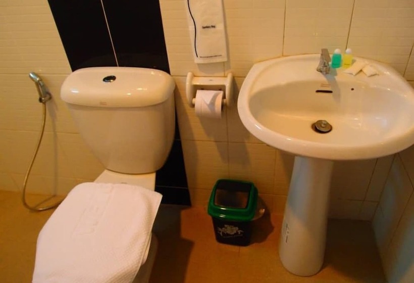 Отель Tikky Place