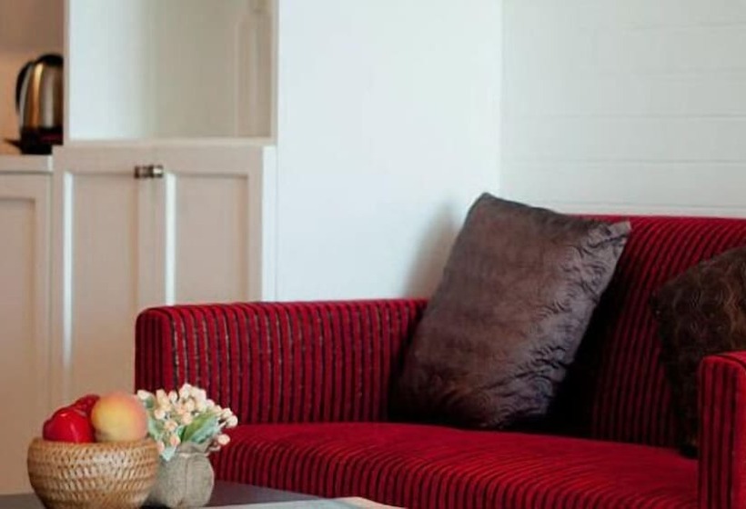 فندق V8 Seaview Jomtien