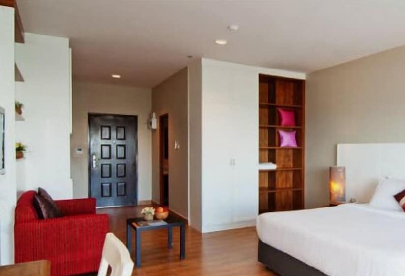 فندق V8 Seaview Jomtien