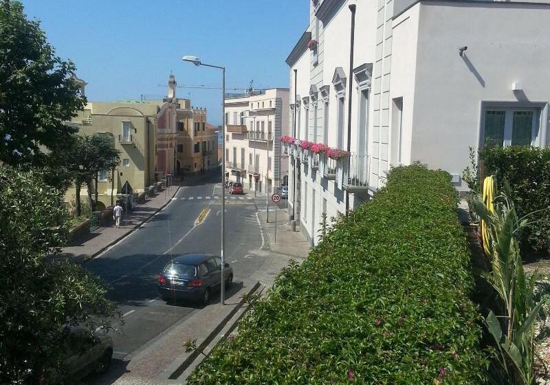 ホテル Villa Avellino Historic Residence