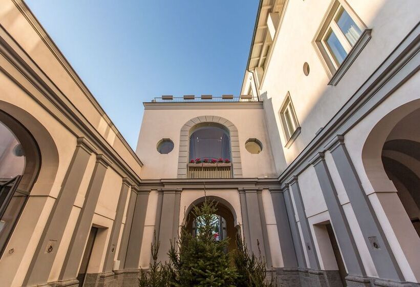 ホテル Villa Avellino Historic Residence