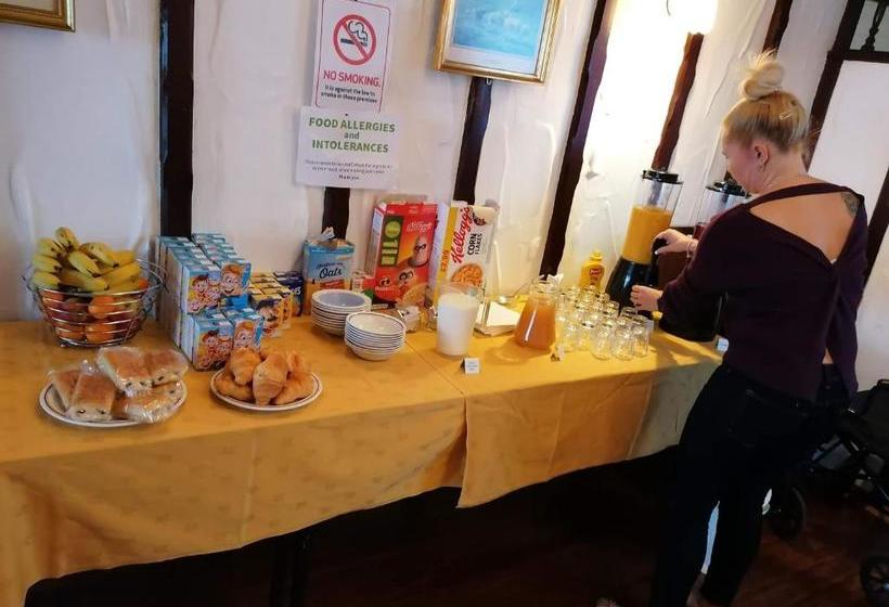 בית מלון כפרי White Lodge Inn