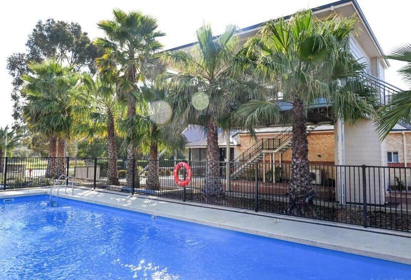 모텔 Collie Ridge Resort