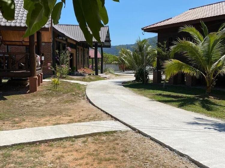 פנסיון Padimas Villa @datai Valley