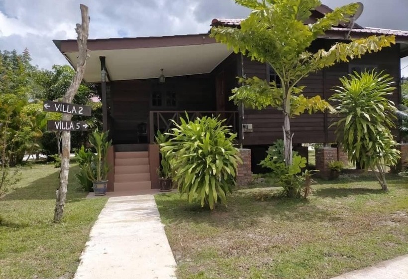 פנסיון Padimas Villa @datai Valley