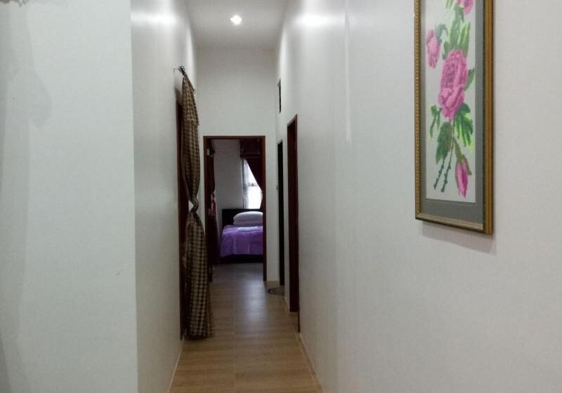 פנסיון Padimas Villa @datai Valley