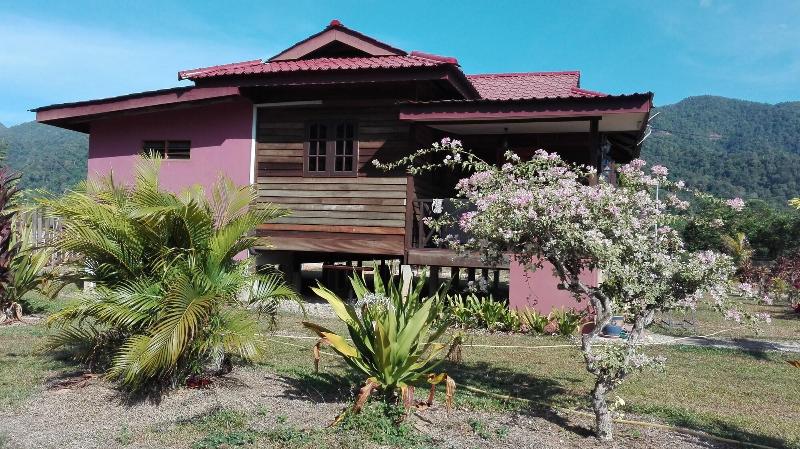 פנסיון Padimas Villa @datai Valley