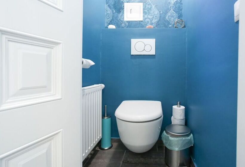 Pink Grapefruit City Condo