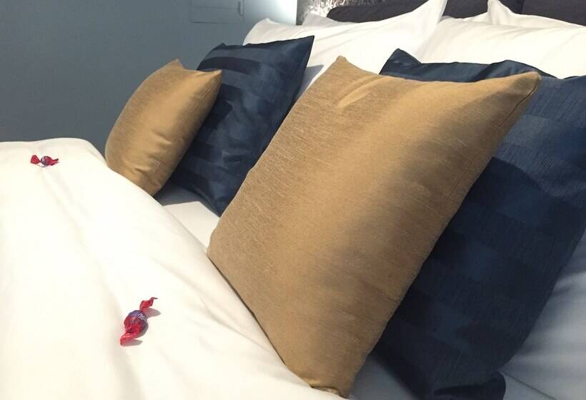 Pink Grapefruit City Condo