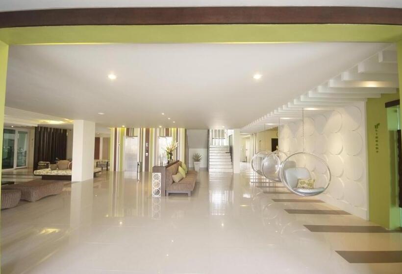 Silathip Huahin Serviced Apartment &