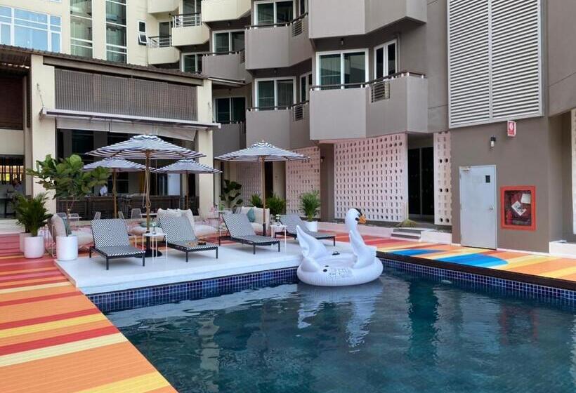 Silathip Huahin Serviced Apartment &