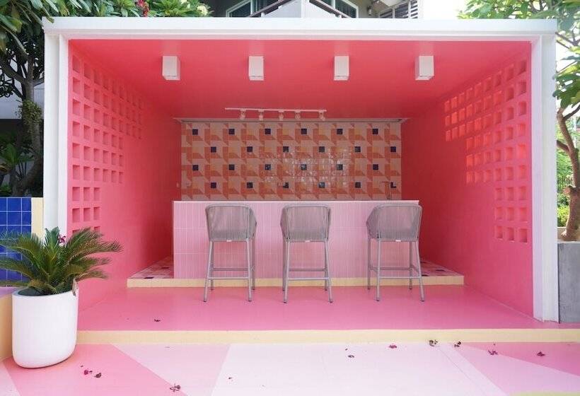 Silathip Huahin Serviced Apartment &