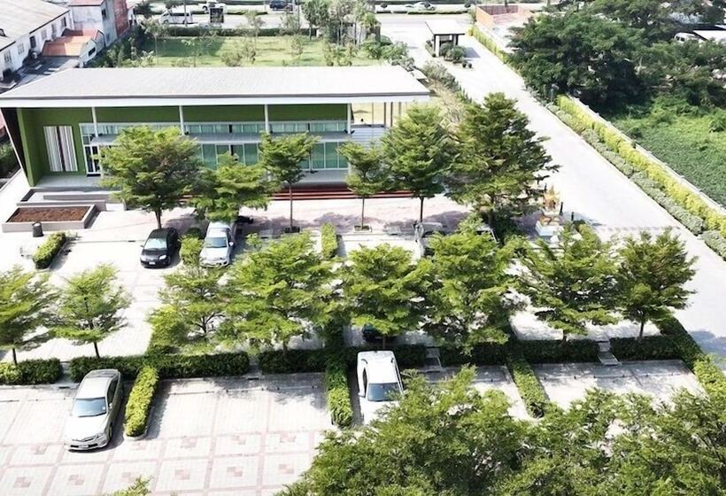 Silathip Huahin Serviced Apartment &