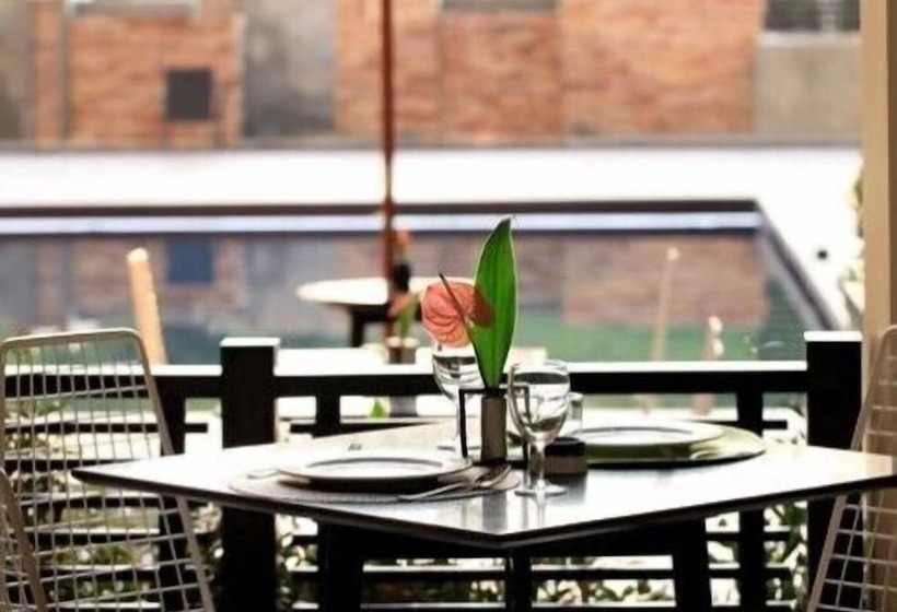 Silathip Huahin Serviced Apartment &