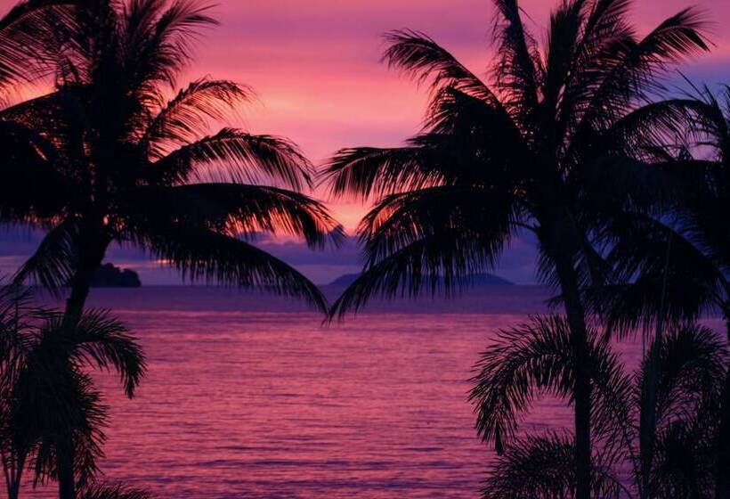 Sibaja Palms Sunset Beach Luxury Villa