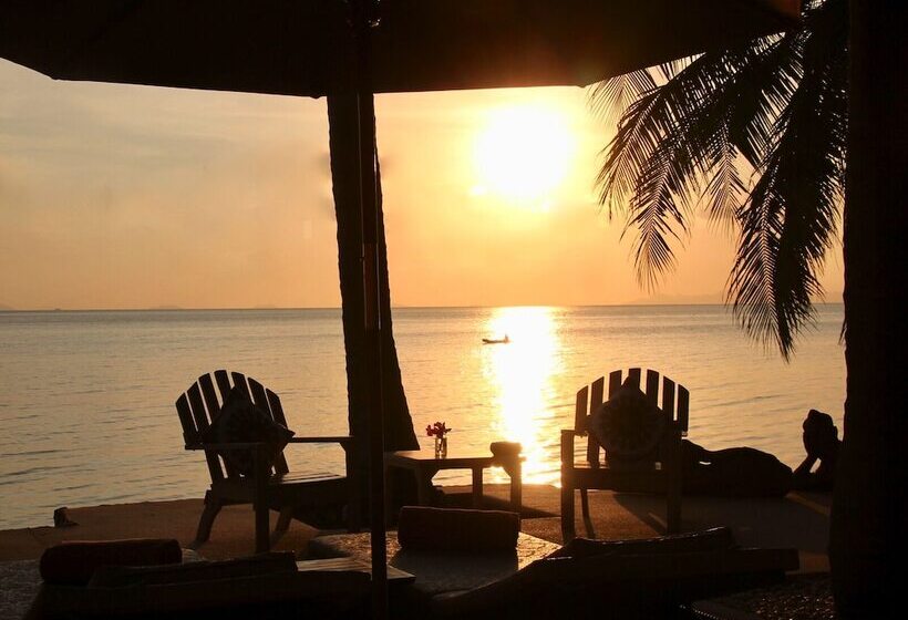 Sibaja Palms Sunset Beach Luxury Villa