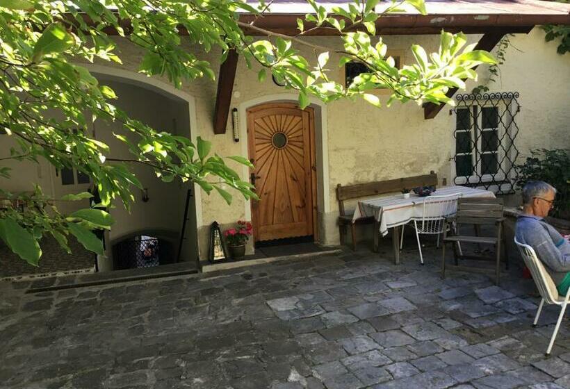 فندق صغير Altes Bürgerhaus