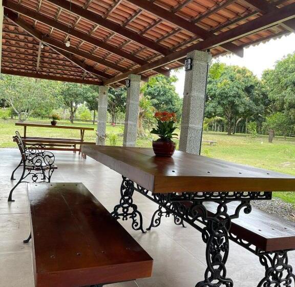 Общежитие Pousada Flor De Alecrim Para Quem Sabe Escolher A 10 Min Da Jeep