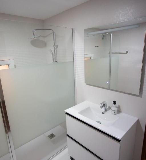 旅馆 Residencial Art Brut