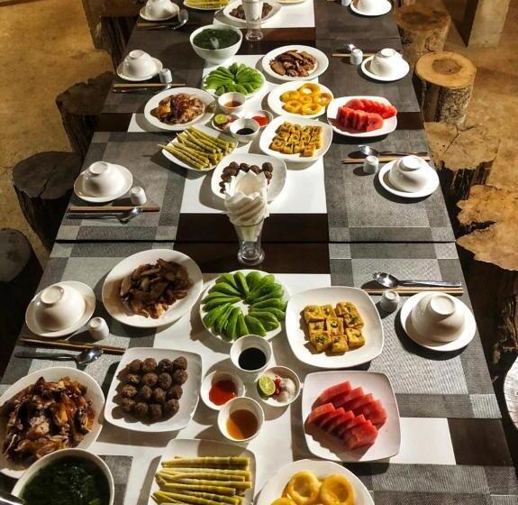 تختخواب و صبحانه A Su Homestay Mù Cang Chải