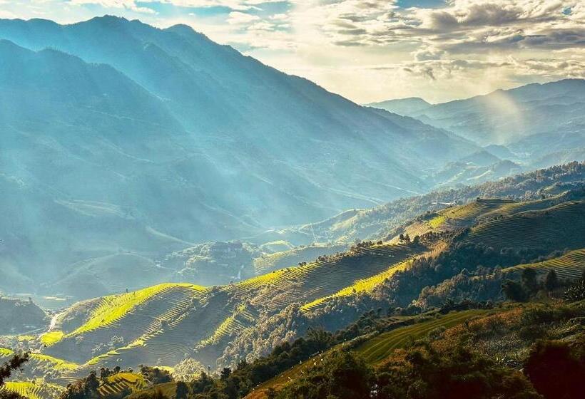 تختخواب و صبحانه A Su Homestay Mù Cang Chải