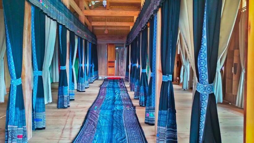 تختخواب و صبحانه A Su Homestay Mù Cang Chải