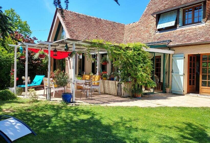 Bed and Breakfast En Pleine Campagne, Proche Du Mans Chambre D Hôtes