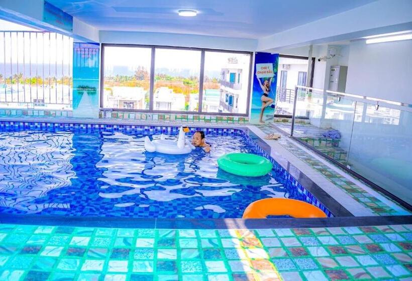 تختخواب و صبحانه Khách Sạn Xanh Tốt Flc Sầm Sơn