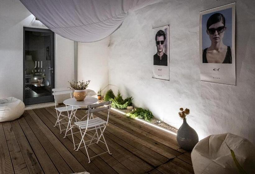 مبيت وإفطار Luvias Spa