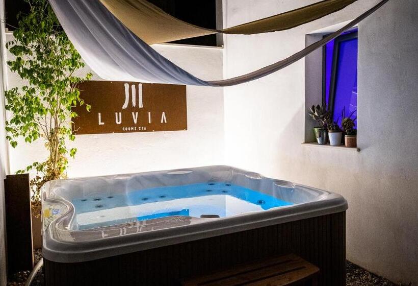 مبيت وإفطار Luvias Spa