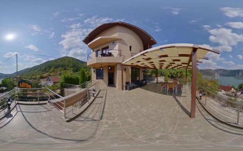 Bed and Breakfast Naiya Cazanele Dunarii