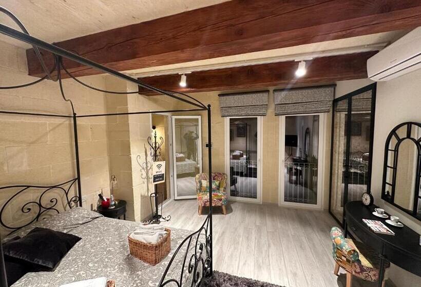 تختخواب و صبحانه Ta Pinu Spa Suite Luxury Heritage Living