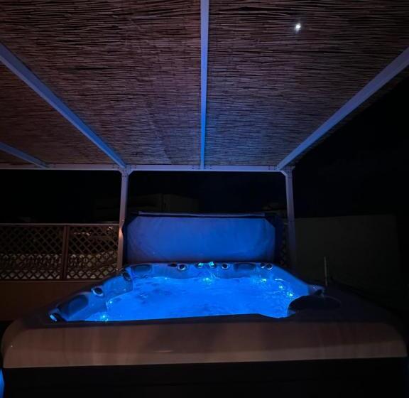 تختخواب و صبحانه Ta Pinu Spa Suite Luxury Heritage Living