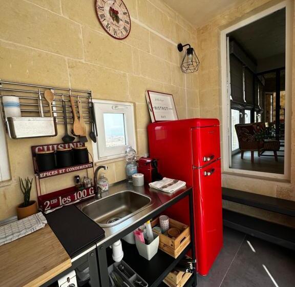 تختخواب و صبحانه Ta Pinu Spa Suite Luxury Heritage Living