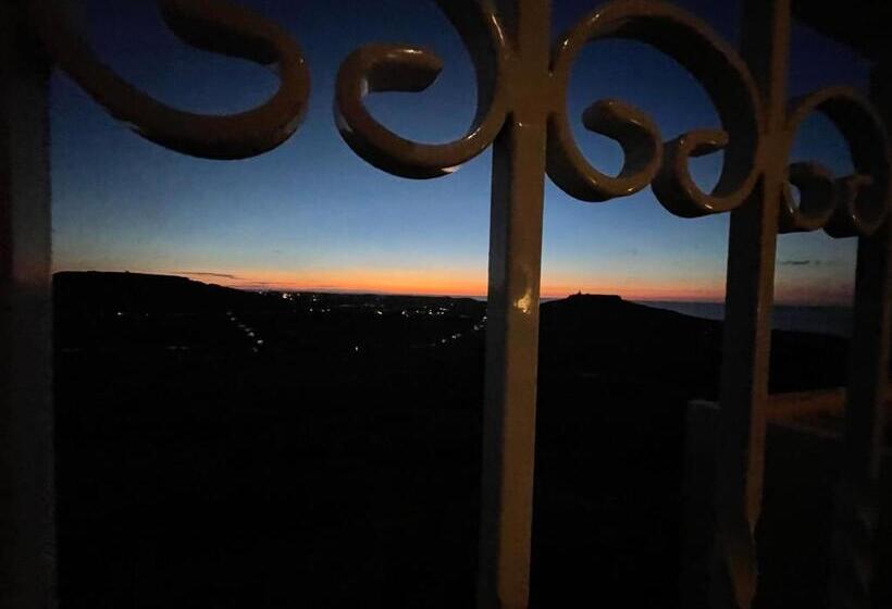 تختخواب و صبحانه Ta Pinu Spa Suite Luxury Heritage Living