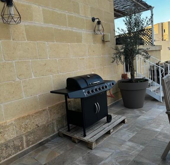 تختخواب و صبحانه Ta Pinu Spa Suite Luxury Heritage Living