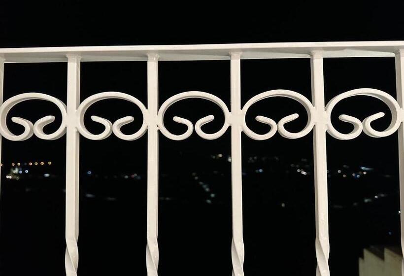 تختخواب و صبحانه Ta Pinu Spa Suite Luxury Heritage Living