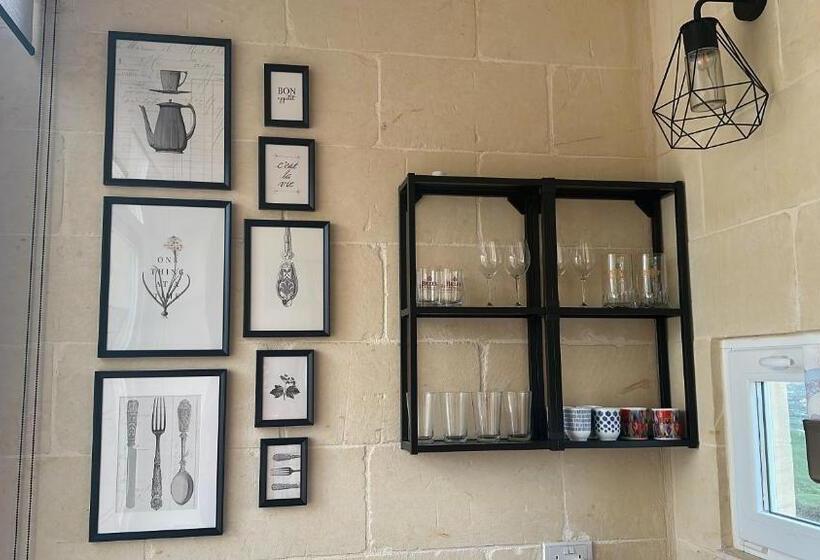 تختخواب و صبحانه Ta Pinu Spa Suite Luxury Heritage Living