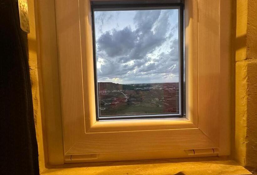 تختخواب و صبحانه Ta Pinu Spa Suite Luxury Heritage Living