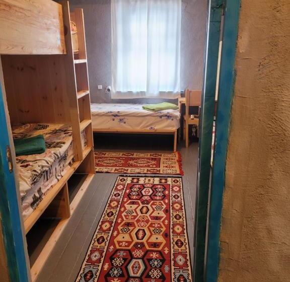 Darya Hostel Jyrgalan