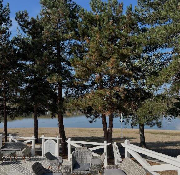 Garni Hotel Oblačinsko Jezero