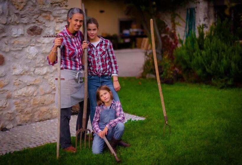 Отель Agriturismo Maso Giomo