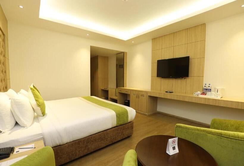 Hotel Bhotekoshi Heli Resort