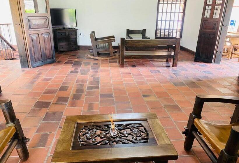 فندق Casa Blanca Campestre