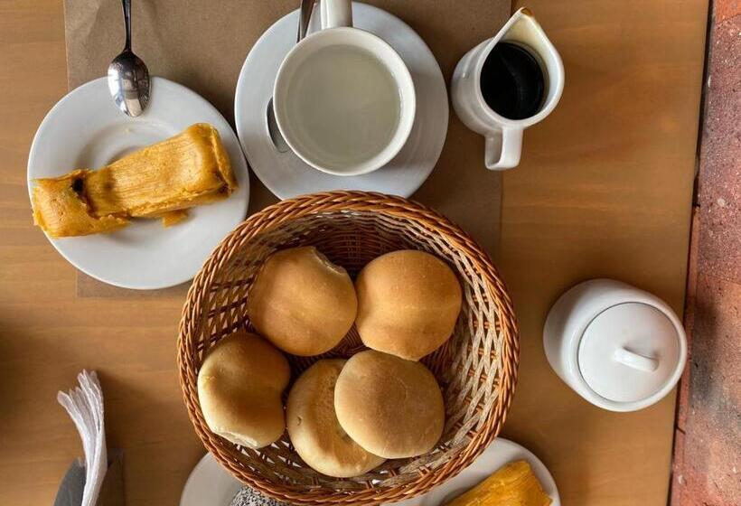 هتل Central Pacasmayo