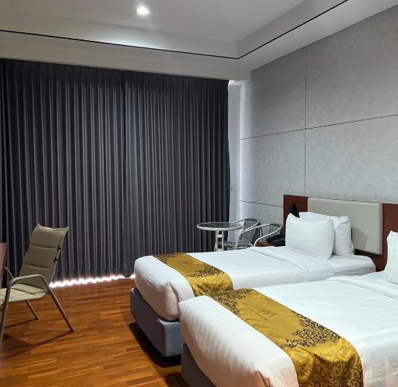 בית מלון כפרי Grand Miami