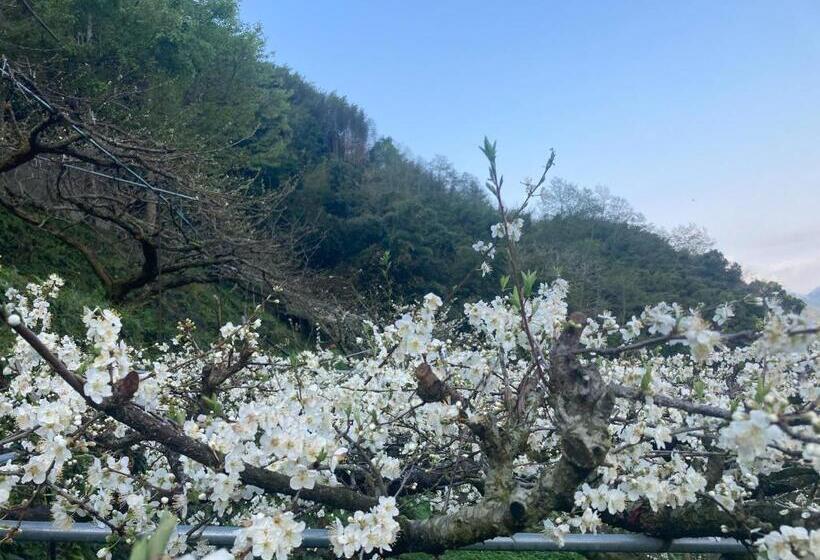 هتل Junlin Holiday Farm