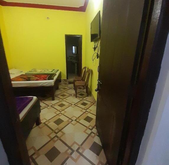 בית מלון כפרי Raj Palace