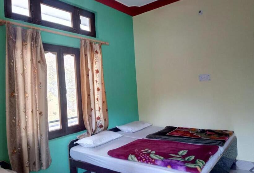 בית מלון כפרי Raj Palace