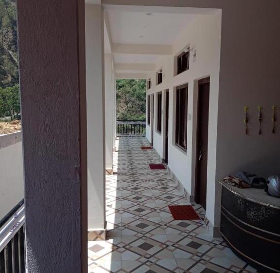 בית מלון כפרי Raj Palace